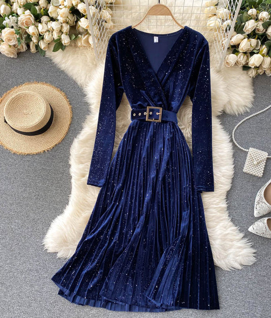 A line velvet dress long sleeve dress  912