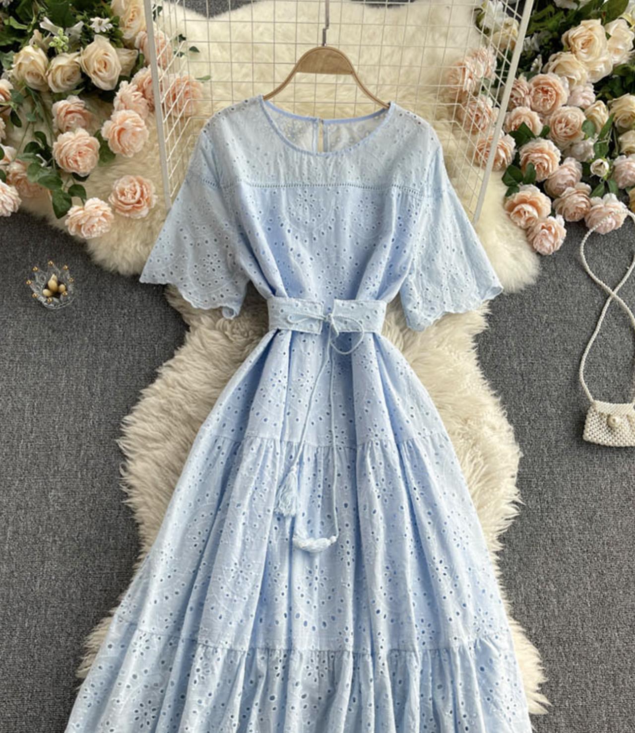Süßes kurzes Kleid in A-Linie Modekleid 719
