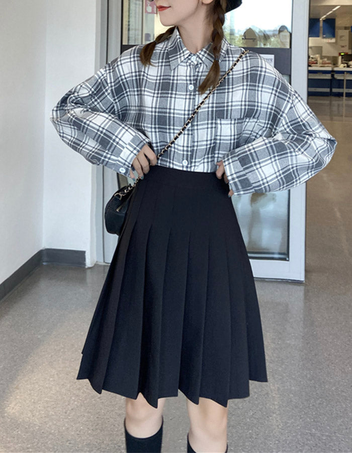 Jolie jupe plissée noire 3498 