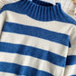 Langärmliger Pullover mit einfachen Streifen 060