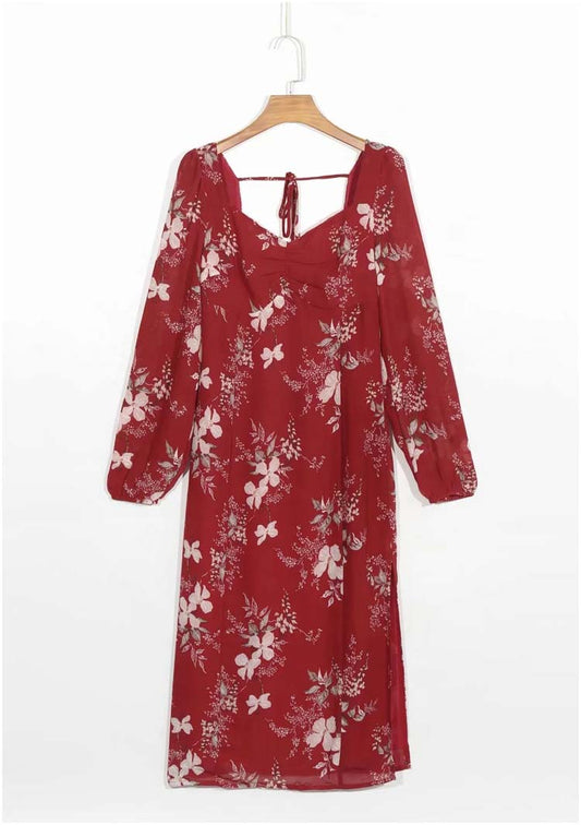 Langärmliges, bedrucktes, seitlich geschlitztes Kleid mit eckigem Ausschnitt und Taillenverschluss 7127