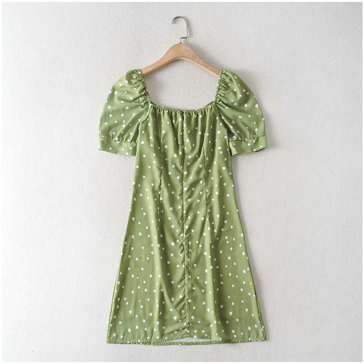 Kleines, frisches, schmales Kleid mit Blasenärmeln im Retro-Stil 7100