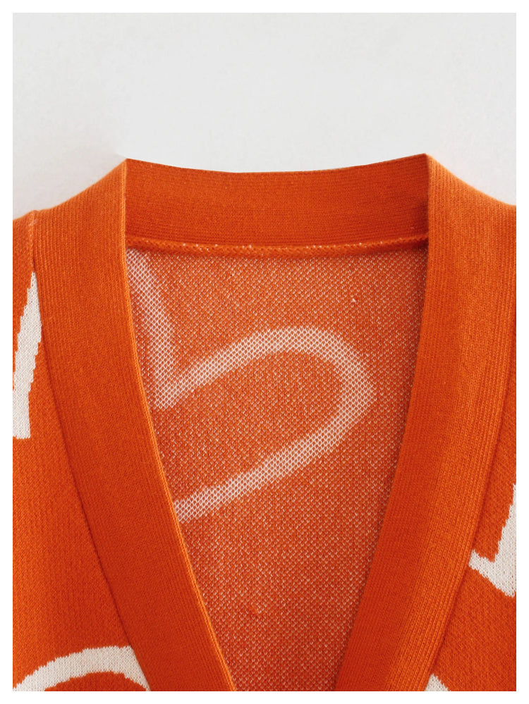 Fashion sweet V-neck love jacquard short knitted cardigan  7194