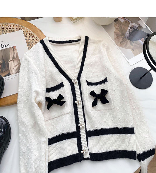 Vintage studded V-neck bow top  6110