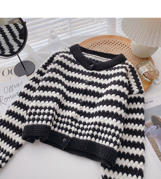 Koreanische Version des langärmligen Oberteils 5914 mit alternden Streifen im ausländischen Stil