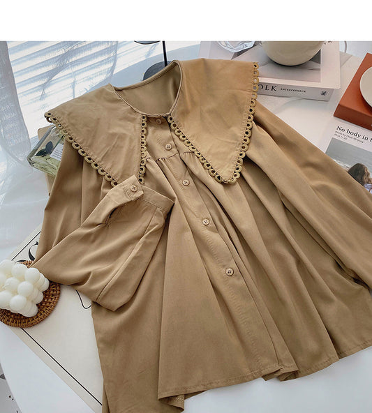 Haut à col de poupée vieillissant de style étranger avec design en dentelle 6305