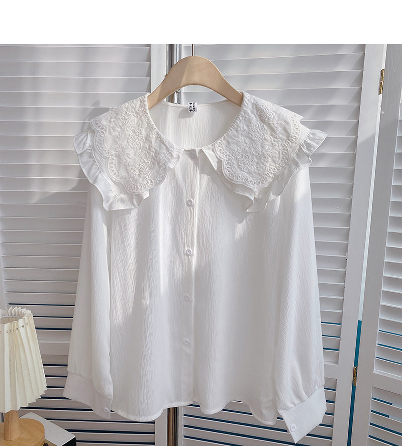 Lace doll neck Vintage age reducing shirt  6403