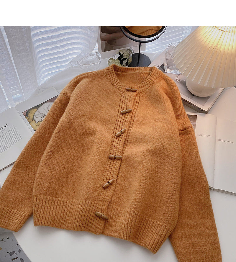 New Korean foreign style design long sleeve round neck ox horn button top  6006