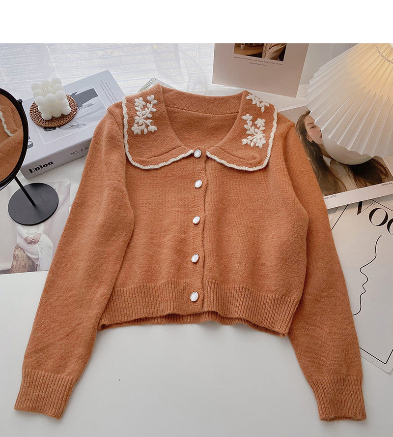 Western style retro embroidered doll neck short long sleeve Knitted Top  5969