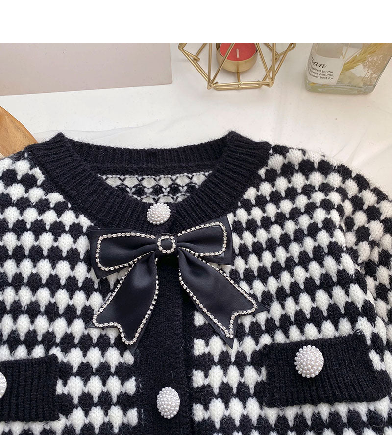 New Korean fashionable xiaoxiangfeng bow sweater  6026