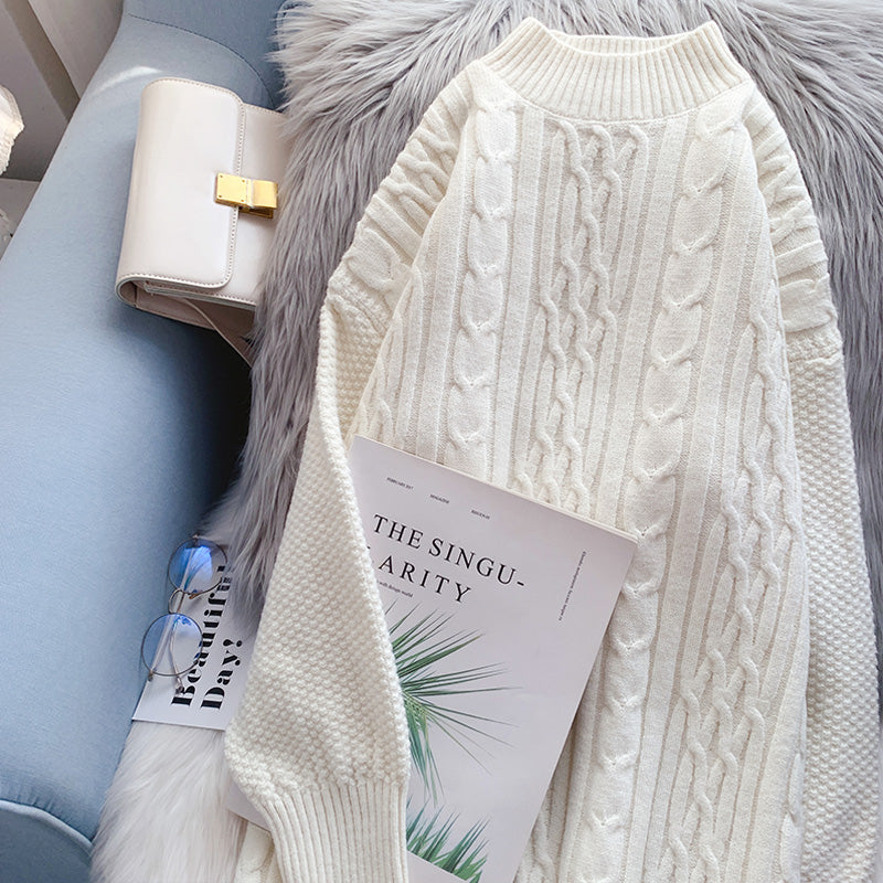 Medium length knitted dress  5079