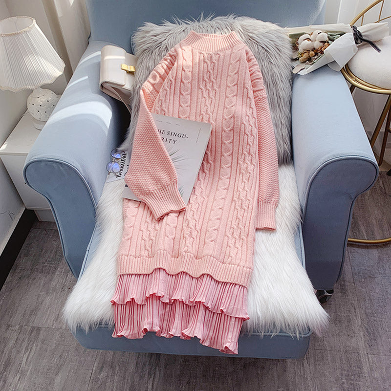 Medium length knitted dress  5079