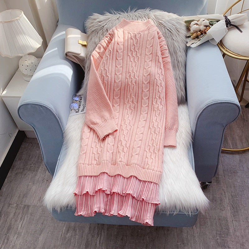 Medium length knitted dress  5079