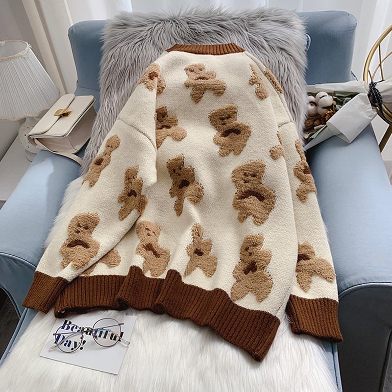 Wear a gentle Japanese lazy coat outside the little bear sweater  5025