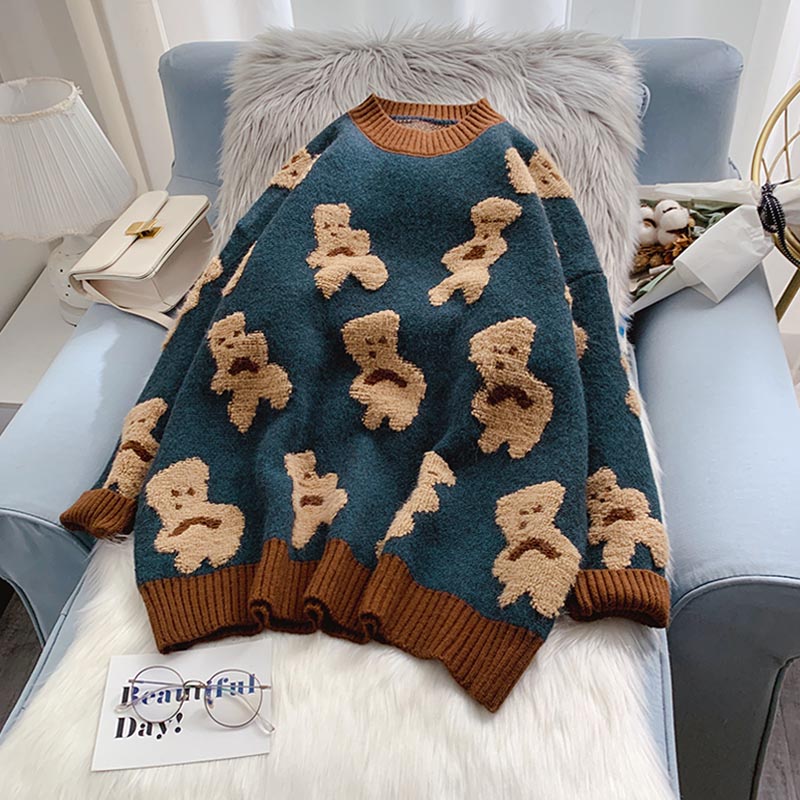 Wear a gentle Japanese lazy coat outside the little bear sweater  5025