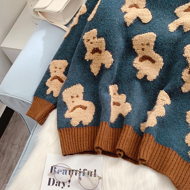 Wear a gentle Japanese lazy coat outside the little bear sweater  5025