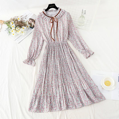 The new pleated lace up chiffon dress is too thin to the knee. Floral skirt  4804