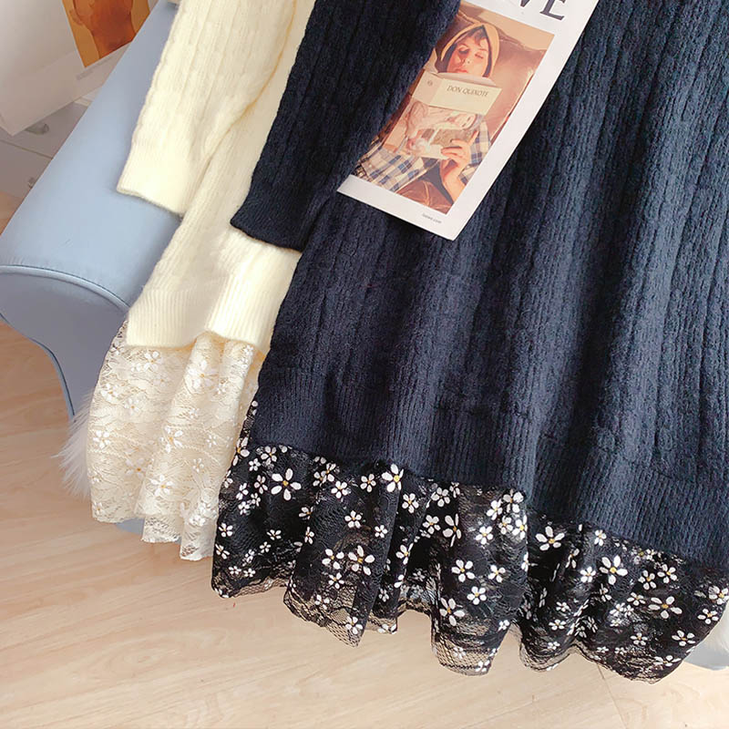 Wollkleid mit Spitzennähten, Strickkleid 5054