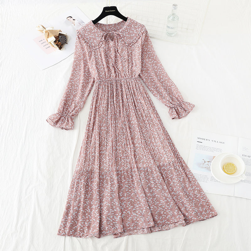 Salt and sweet lace, lapel, chiffon, broken dress, skirt.  4715