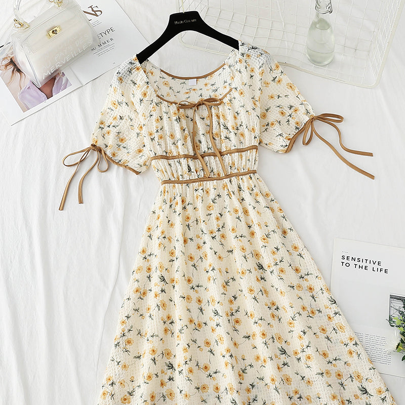 Small fresh lace up sweet dress broken flower skirt looks thin  4865