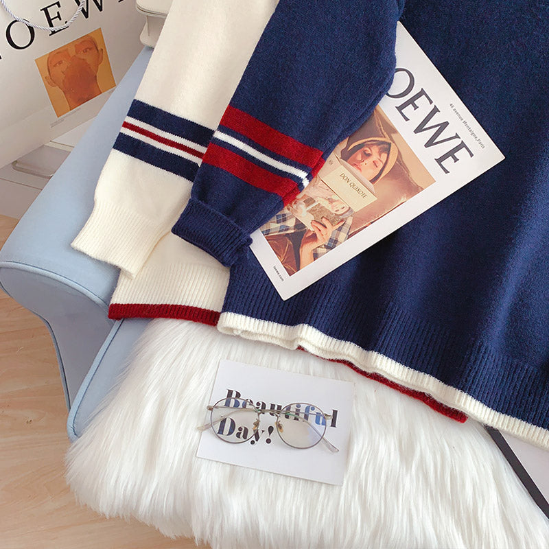 Embroidered bear V-neck Pullover female  4929