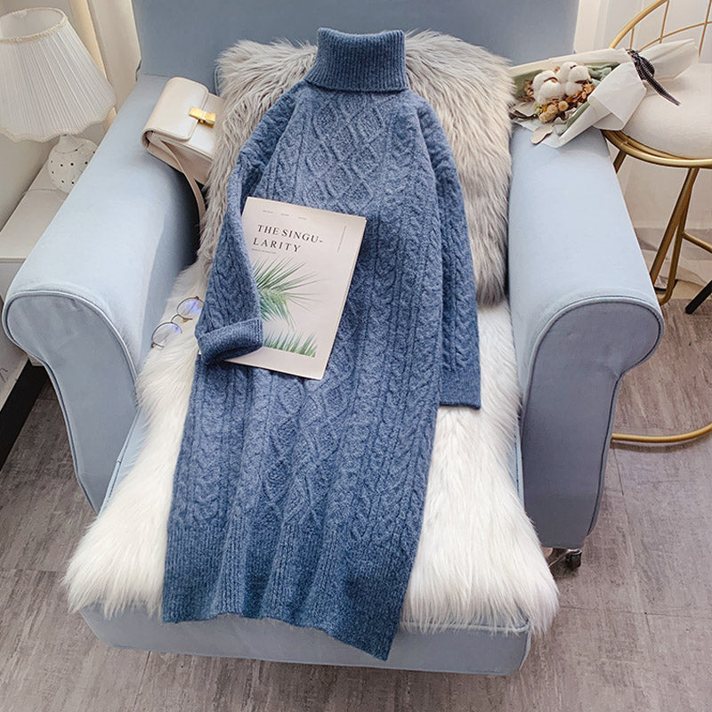 Langes Modell mit Stehkragen, Mantel und Wollkleid 4926