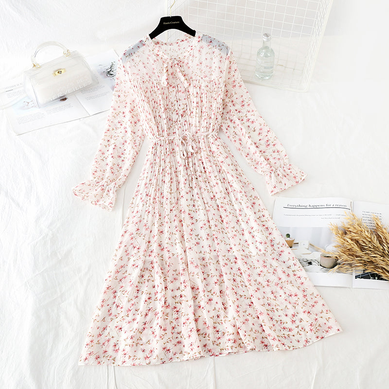 The new French Vintage Floral Chiffon Skirt is slim at the waist  4841