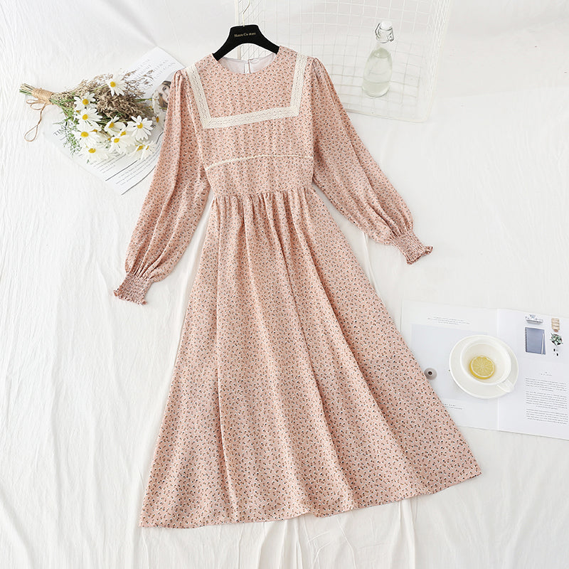 New women's Chiffon stitched hollow high-grade dress  4825