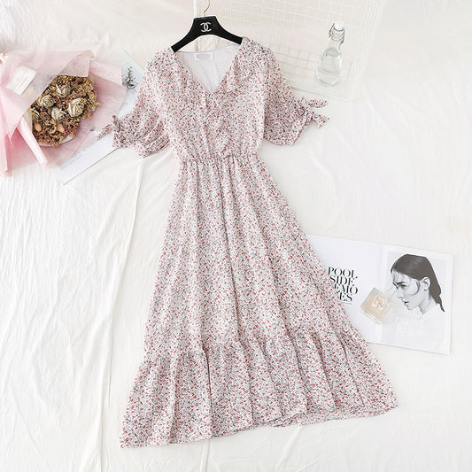 La jupe féerique en mousseline de soie vintage française montre un tempérament fin à la taille 4503