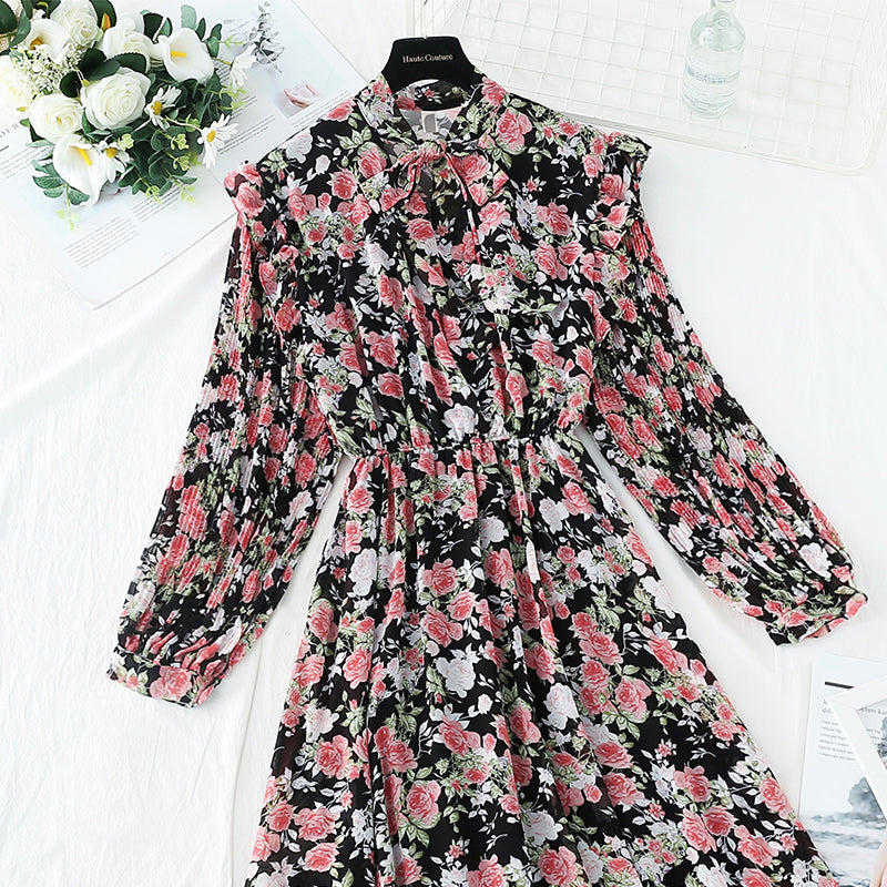 The new female Floral Chiffon dress is slim at the waist  4545