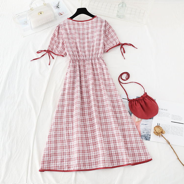 Robe à carreaux à lacets frais, fine et de haut tempérament, col carré 4210