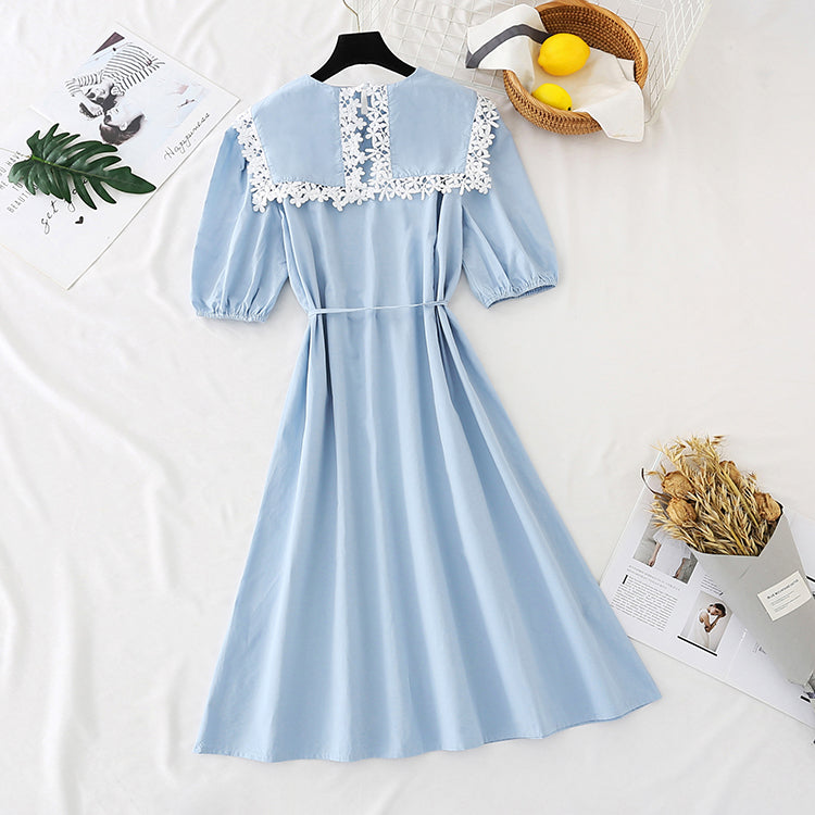 Robe en coton et lin à col poupée en dentelle 4140