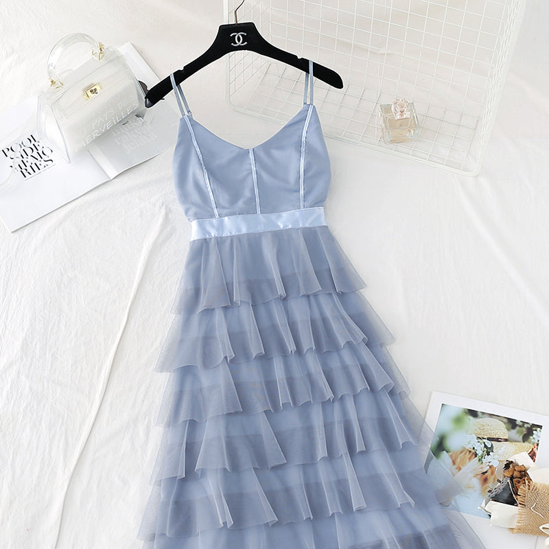 The new waist is slim, and the mesh cake skirt is long  4110