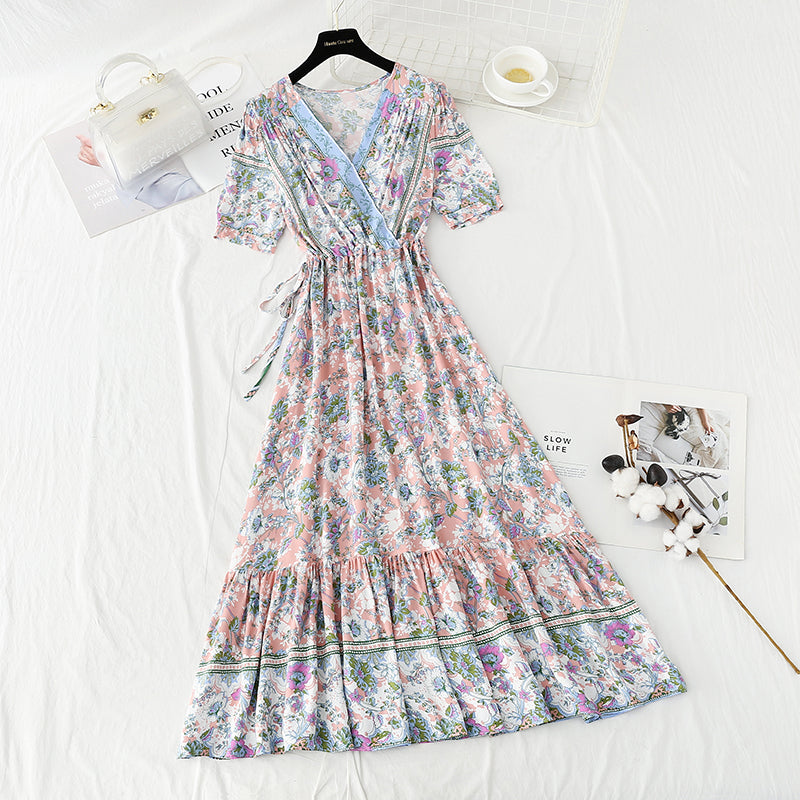 Small fresh thin tea break skirt V-neck seaside holiday dress  4232