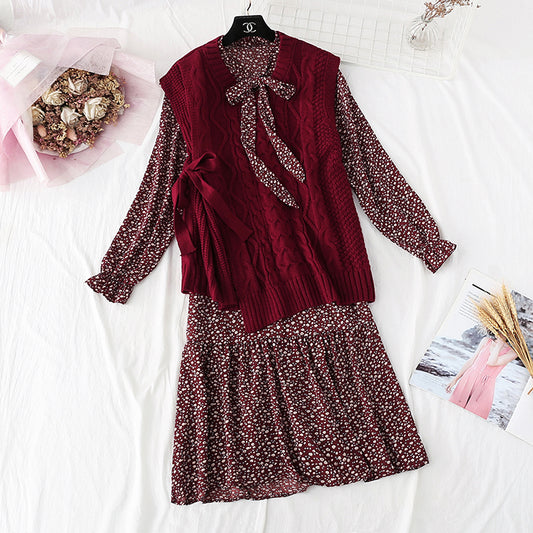 Knitted sweater vest set with a bottomed floral skirt  4008