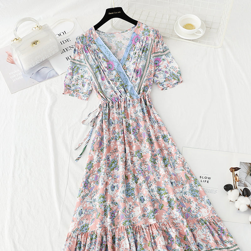 Small fresh thin tea break skirt V-neck seaside holiday dress  4232