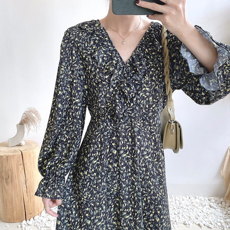 V-neck waist closing thin lotus leaf sleeve Floral Chiffon gentle wind dress  3912
