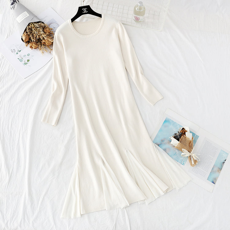 Knee length fishtail bottomed sweater skirt  3944