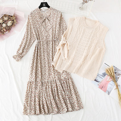 Knitted sweater vest set with a bottomed floral skirt  4008