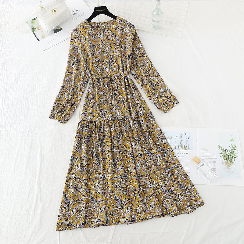 Sanfter Wind, der die Taille schließt, zeigt dünnen Temperament-Schnürrock 3888