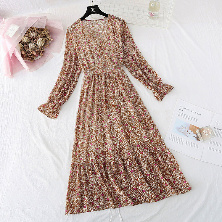 V-neck floral skirt with a slim waist and a long skirt with a large swing  4029