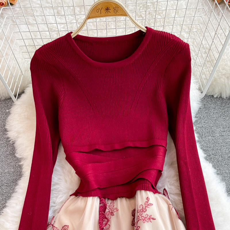 Mesh stitched slim embroidered large hem skirt  3768