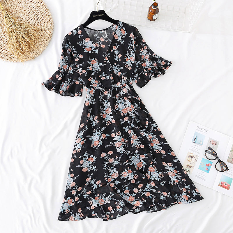 The new Daisy chiffon skirt is slim at the waist  4677