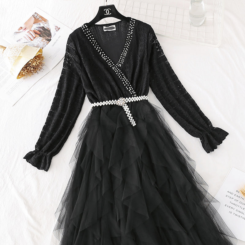 Mesh stitched cake skirt shows thin temperament at the waist  4045