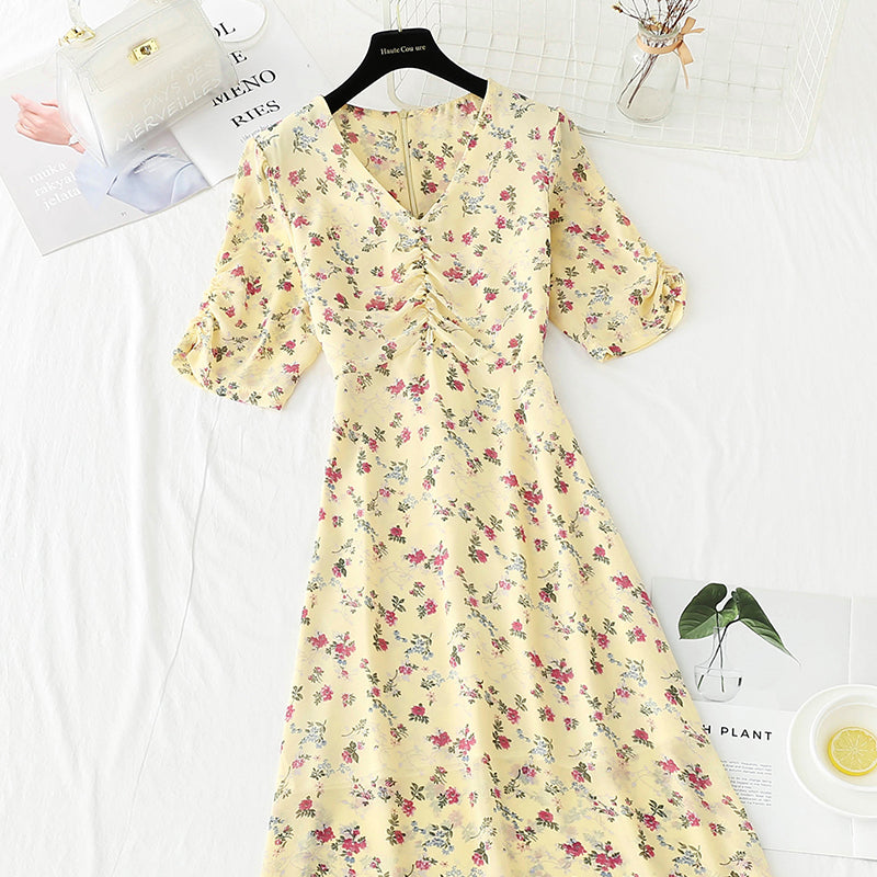 French retro first love sweet floral skirt temperament small skirt  4237