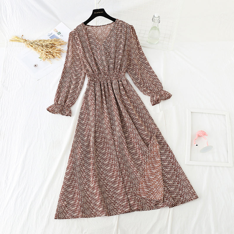 Korean vintage floral dress looks thin with ruffle sleeves  4843