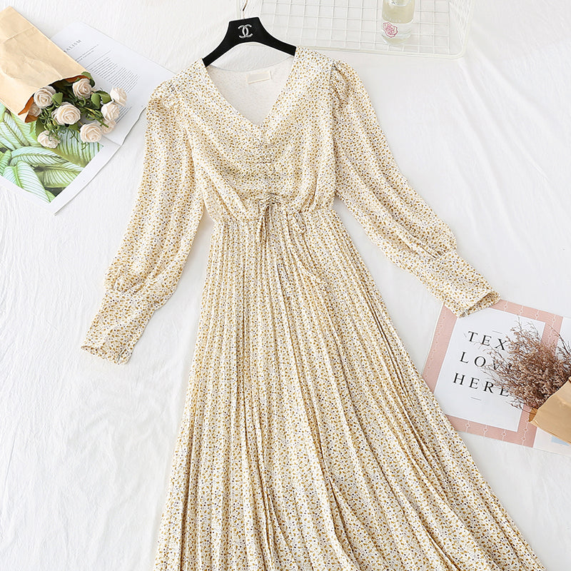 Retro broken flower pleated long skirt fairy super fairy series  4046