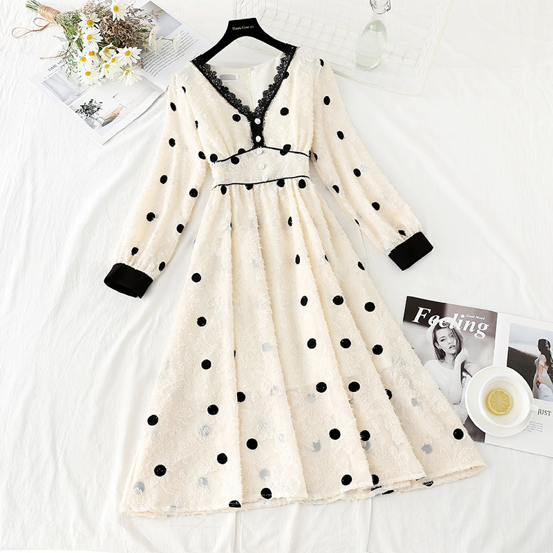 New lace stitching French waist closing slim age reducing skirt  4554