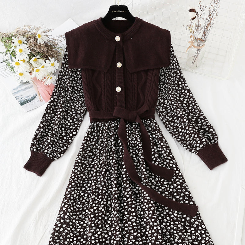 La jupe fleurie française Kikyo en velours côtelé est fine et à fond 4069