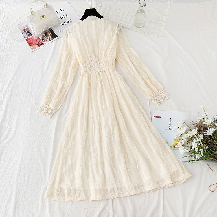 The new French style is slim, light and luxurious  4764